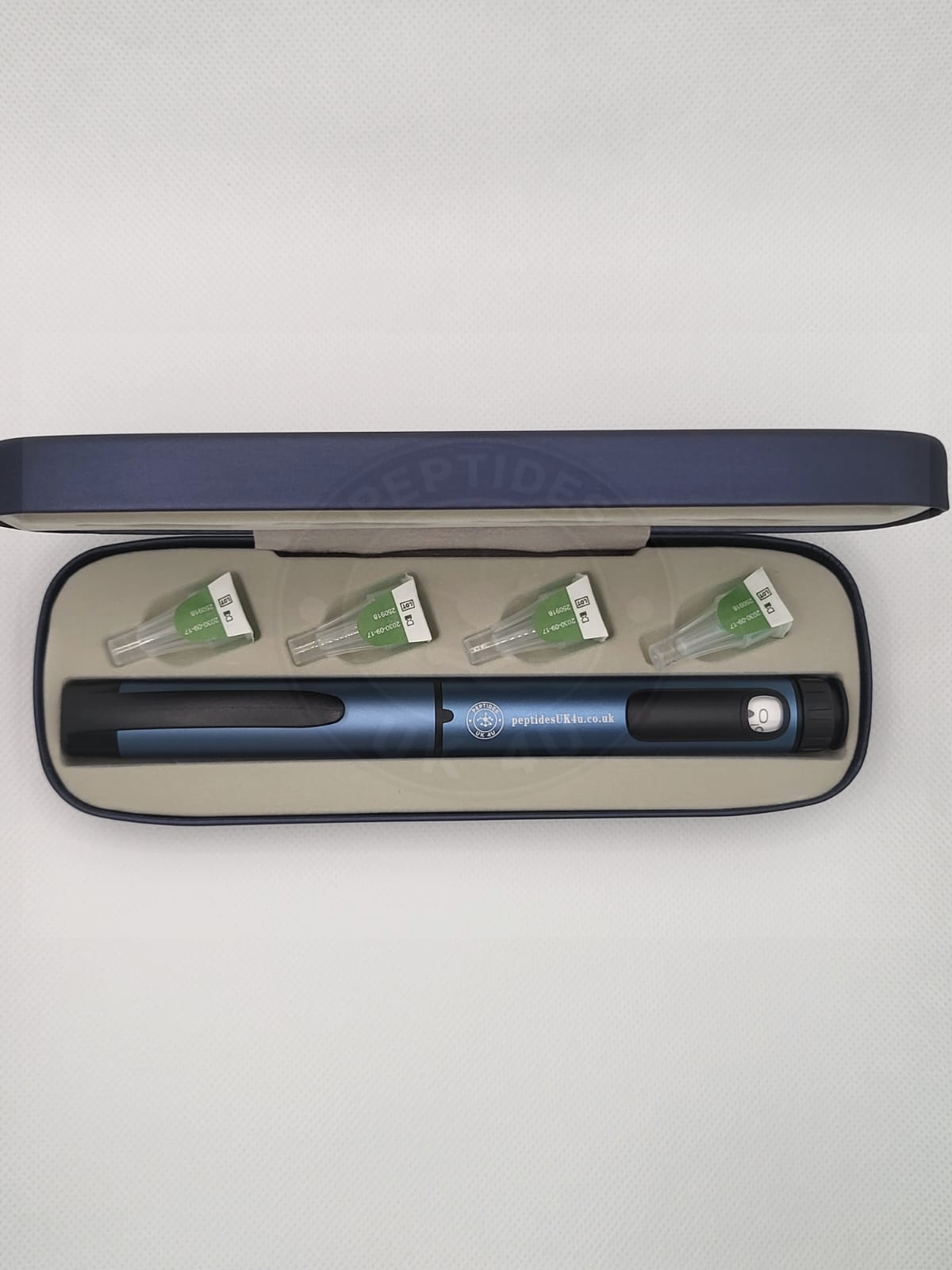 Custom-prepared Quick Pen with vials and screw-on needles